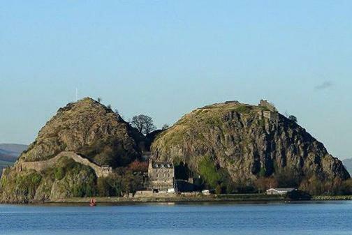 Whiteley'S Cottages Dumbarton Bagian luar foto