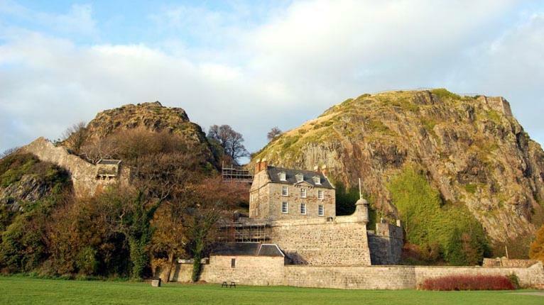 Whiteley'S Cottages Dumbarton Bagian luar foto